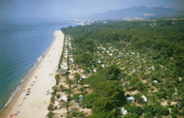 Periodistas conocen de primera mano la oferta de campings de la Costa Daurada y Terres de l'Ebre