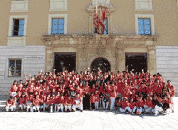 La primera colla castellera china visita Tarragona