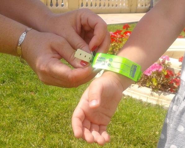 Las pulseras de Salou para los niños.