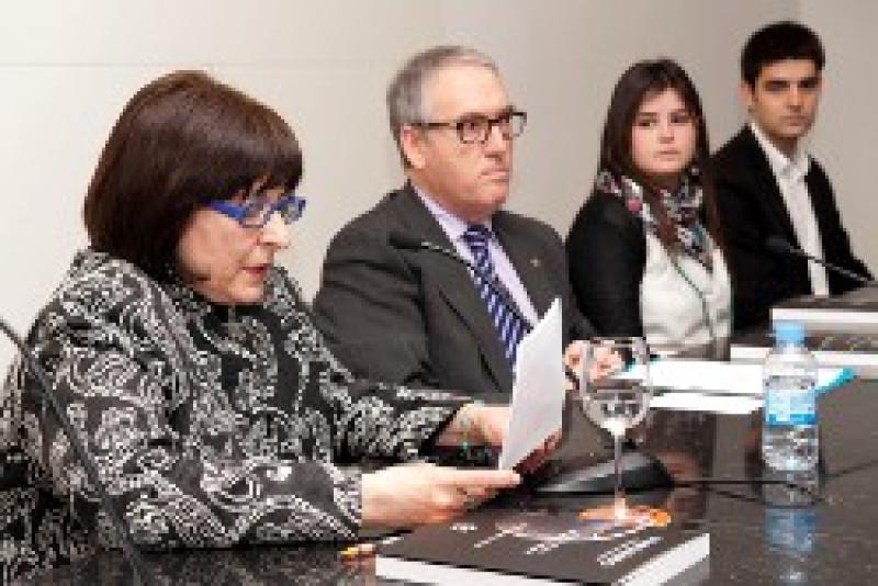 Tarragona recoge en un libro la trajectoria del ceramista y escultor Mart&iacute; Royo
