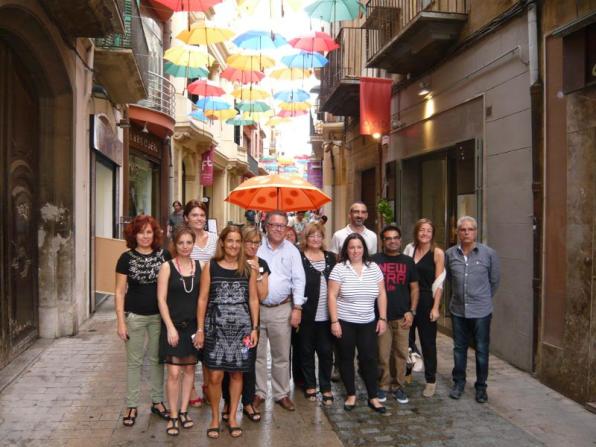 Representantes de comerciantes de la calle Mayor presentan el concurso