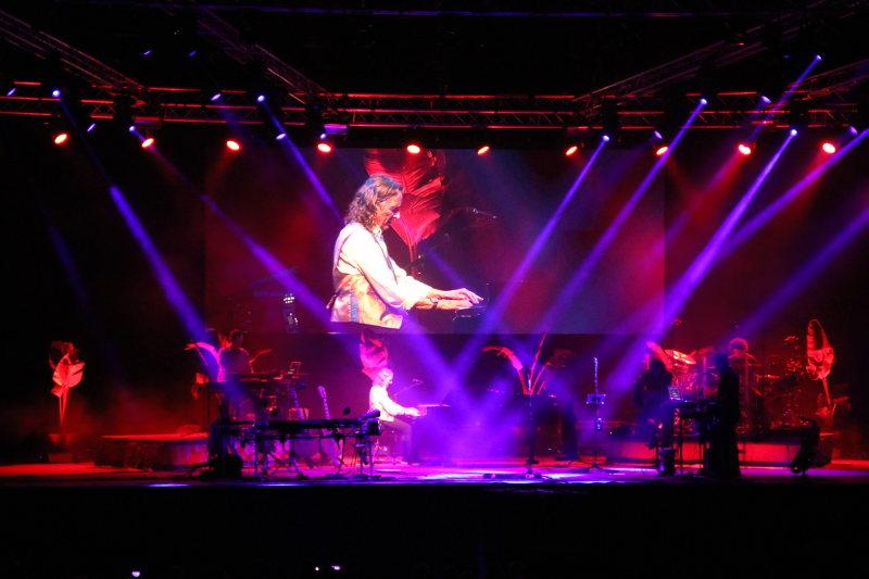 El p&uacute;blic va gaudir del concert de Roger Hodgson a Cambrils