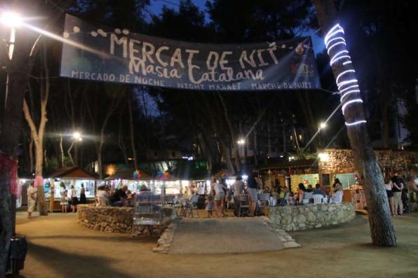 El Mercat de Nit obre cada dia de les 19h a les 00h