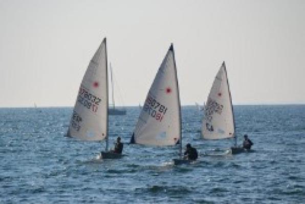 The Nàutic Cambrils Catalonia leads the ranking in various dinghy classes