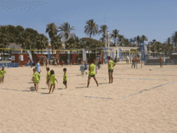 Cambrils presents the main beach sports area of the Costa Dorada