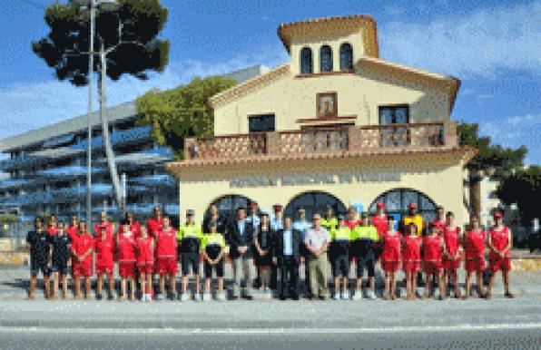 Torredembarra presenta els nous agents de la policia local per a les platges