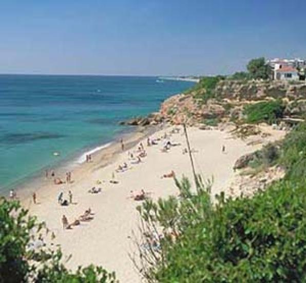 Los patronatos de turismo de la Costa Daurada se presentan conjuntamente en Cantabria