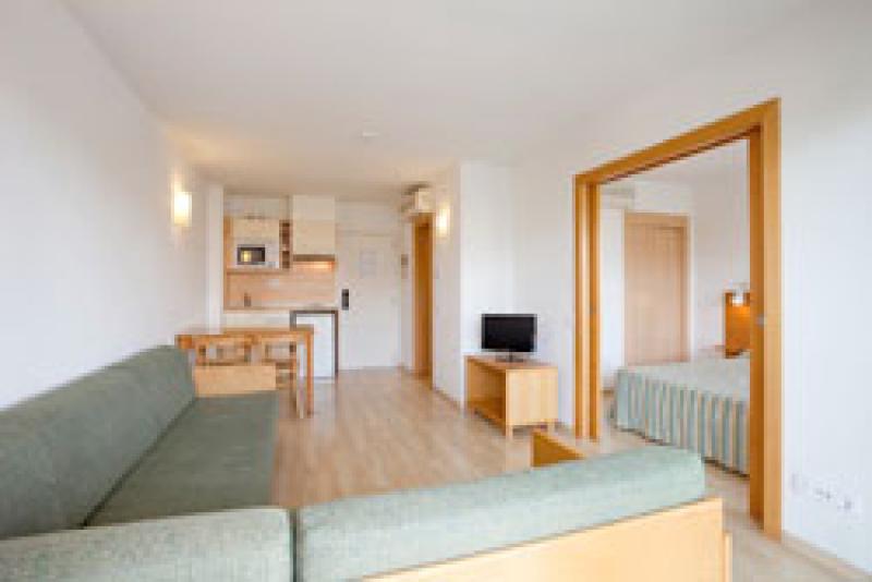 Les D&agrave;lies - Blaumar Apartamentos 10