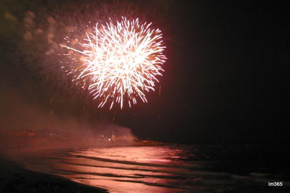 La pirotècnia Hermanos Caballer obre el Concurs de Focs Artificials de Tarragona